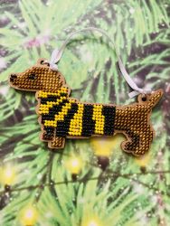 Сами с усами. Набор для вышивания "Такса мобильная" 10х6см, арт. С007-01